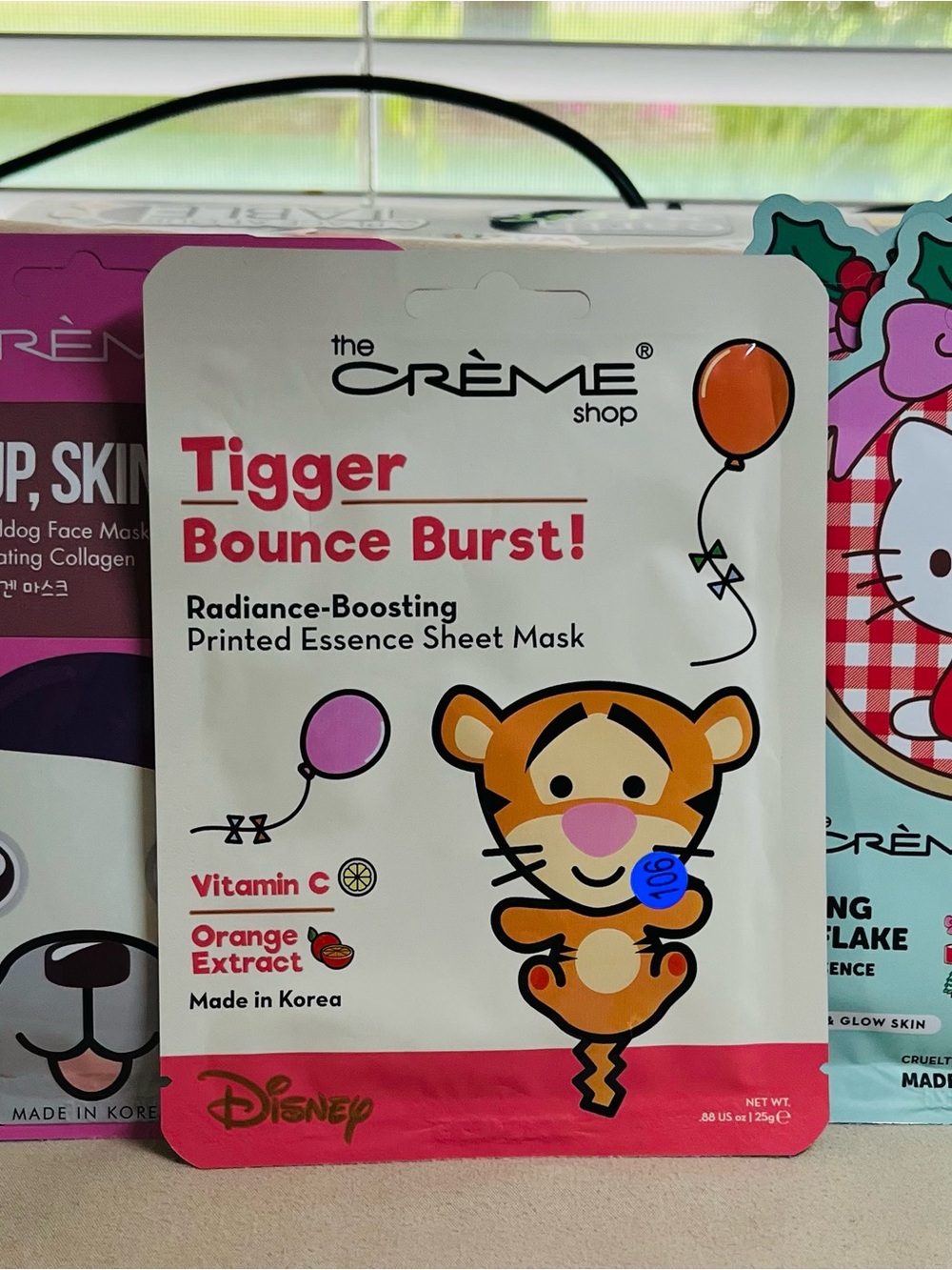 12 Piece The Creme Shop Bundle. 11 Creme Shop Items and a Travel Organizer. - Picture 15 of 16